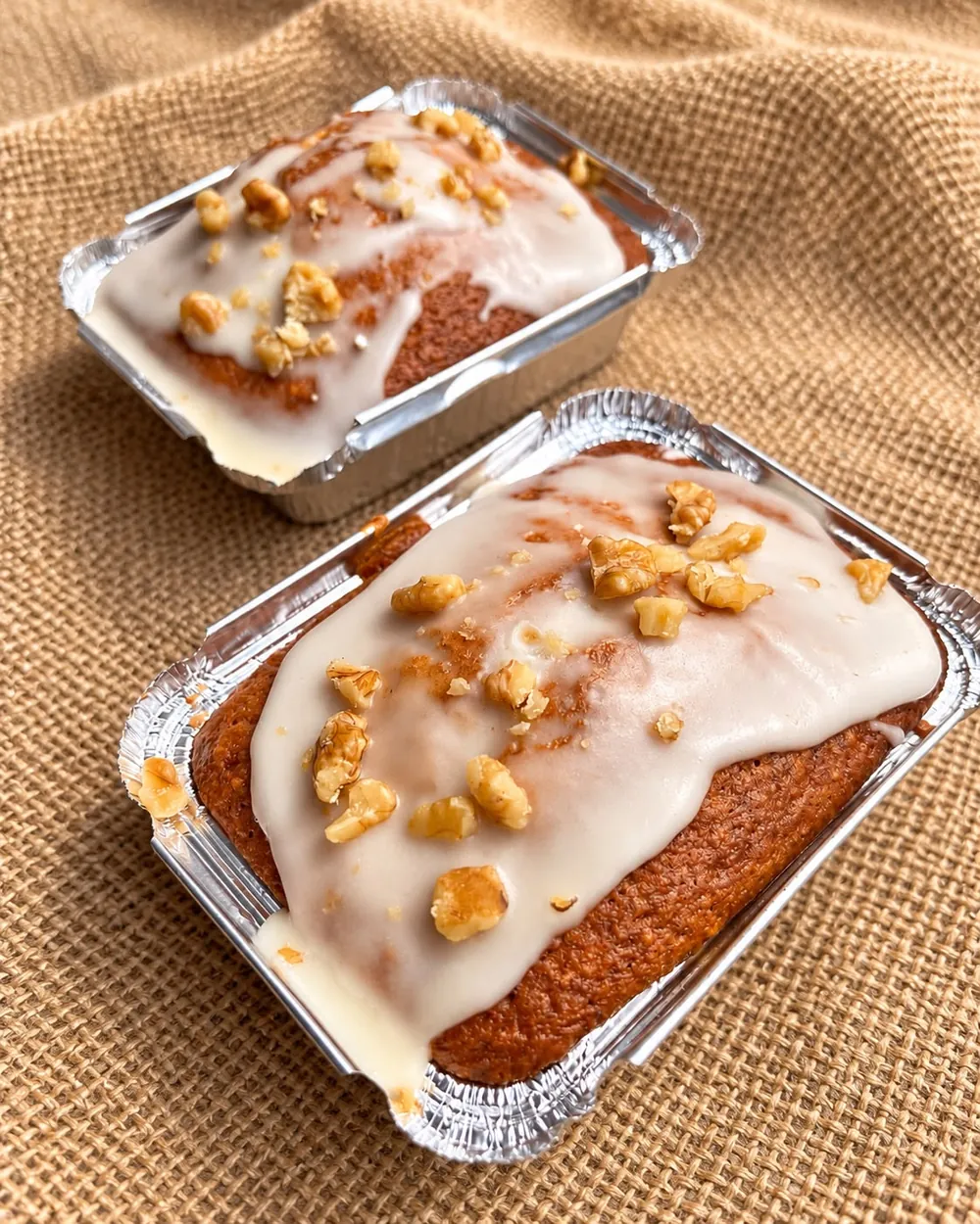 Budines glaseados con nueces